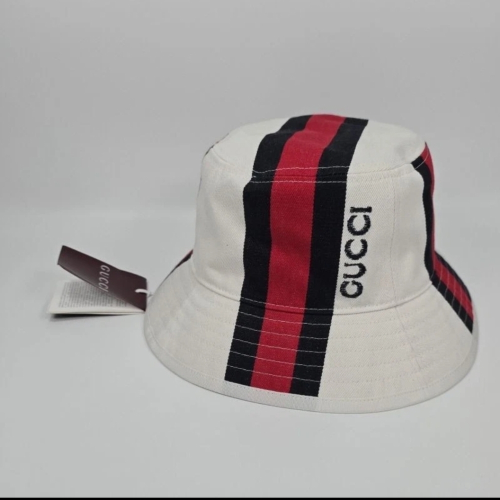 Certified Authentic Bnwt Gucci Cream Bucket Hat With Red And Black Stripes